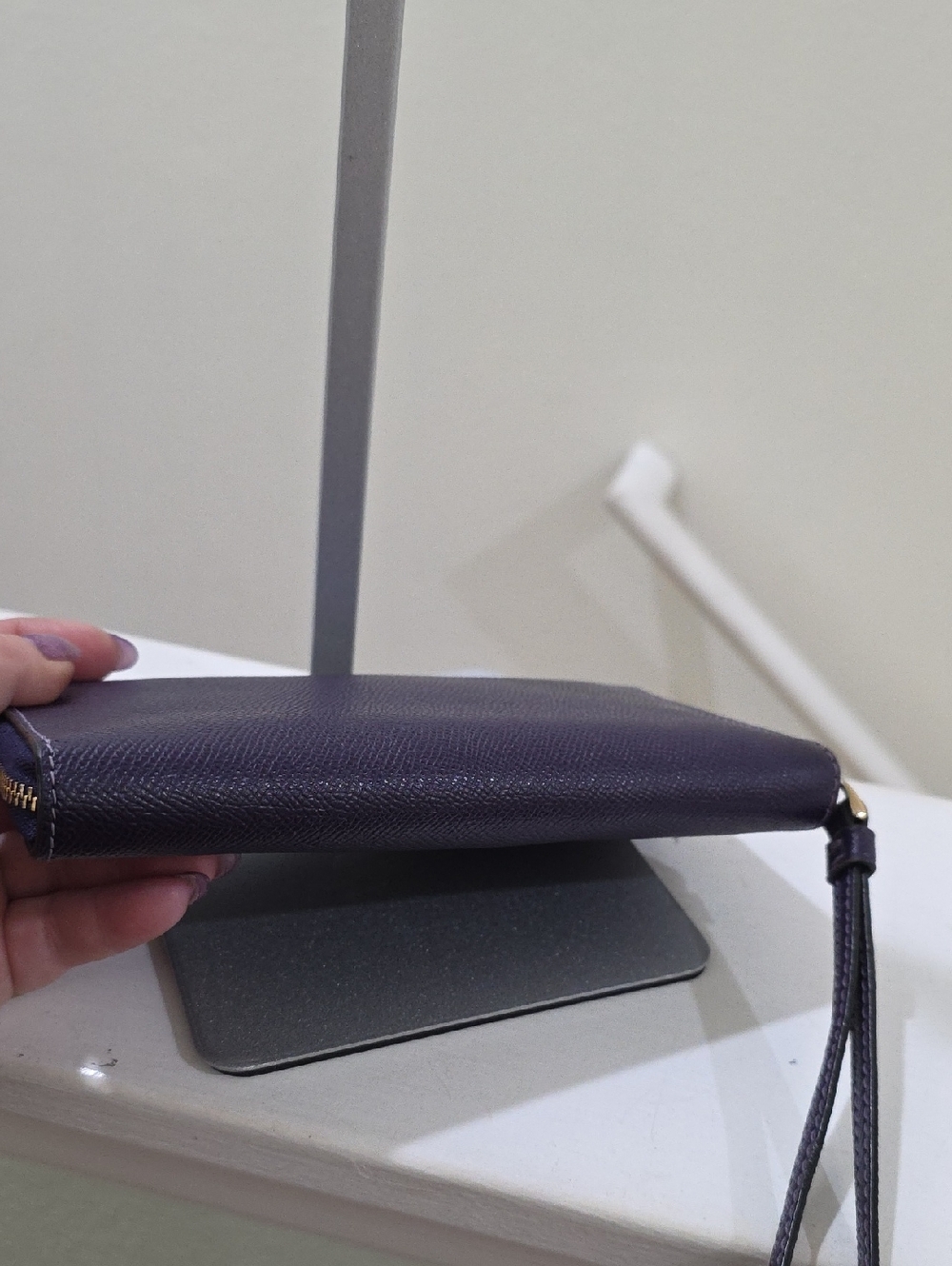Coach F73413 Crossgrain Leather Large Phone Zip Around Wallet  Purple/Gold EUC - Picture 4 of 11